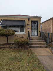 7458 W 64th Place, Summit, IL 60501