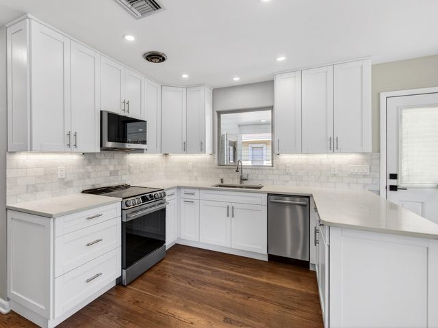 317 N B Street, Lake Worth Beach, FL 33460