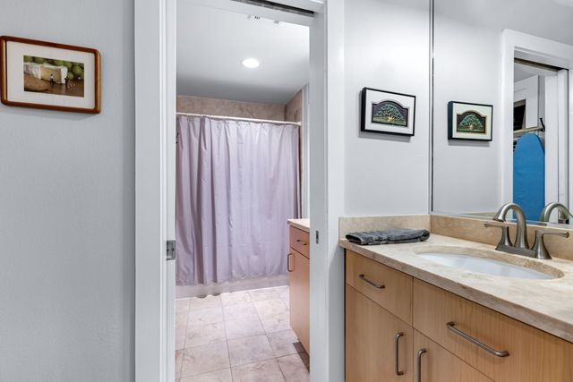 5055 Addison Circle 733, Addison, TX 75001