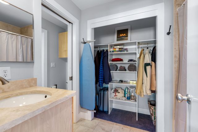 5055 Addison Circle 733, Addison, TX 75001