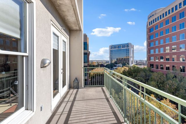 5055 Addison Circle 733, Addison, TX 75001