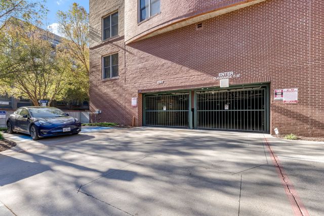 5055 Addison Circle 733, Addison, TX 75001