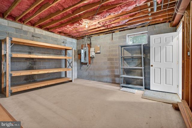 6516 WINDMERE RD, Harrisburg, PA 17111