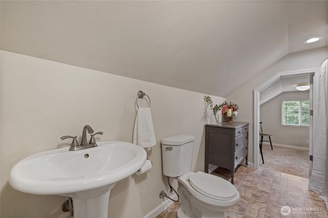 5606 Vickery Avenue E, Tacoma, WA 98443
