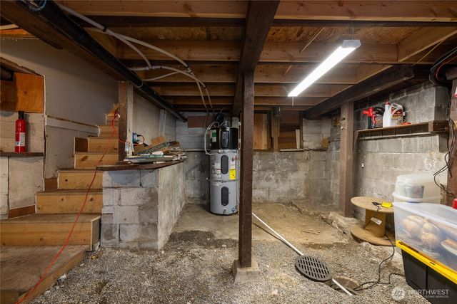 5606 Vickery Avenue E, Tacoma, WA 98443