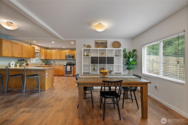 5606 Vickery Avenue E, Tacoma, WA 98443