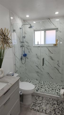 3447 SW 23rd St 3447, Miami, FL 33145