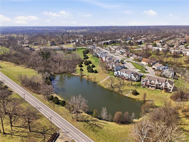 7001 N Askew Avenue, Gladstone, MO 64119