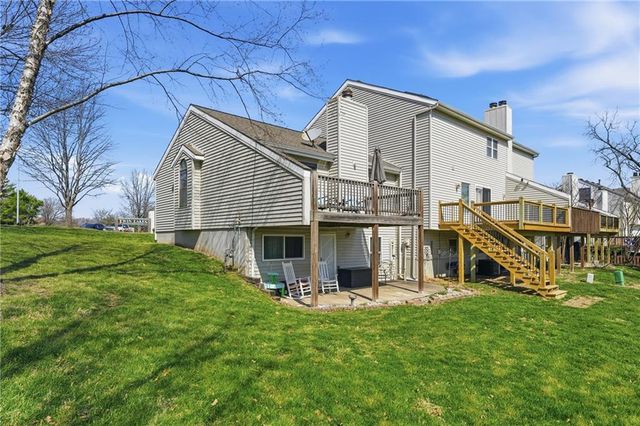 7001 N Askew Avenue, Gladstone, MO 64119