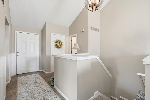 7001 N Askew Avenue, Gladstone, MO 64119