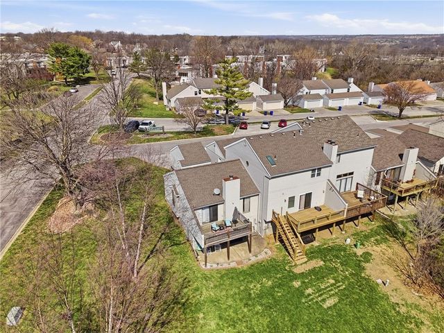 7001 N Askew Avenue, Gladstone, MO 64119