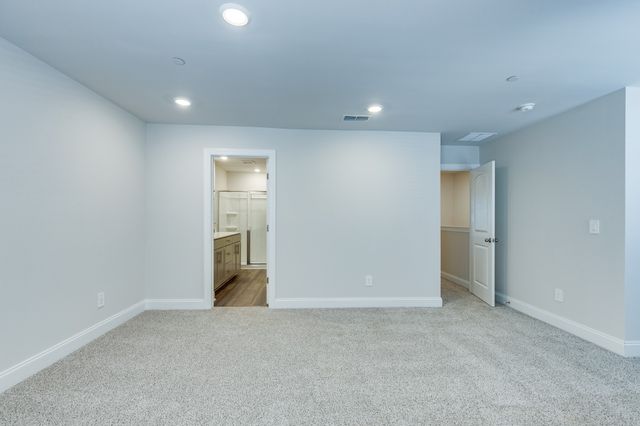 204 Douglas Bend Rd Unit 1402, Gallatin, TN 37066