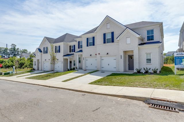 204 Douglas Bend Rd Unit 1402, Gallatin, TN 37066