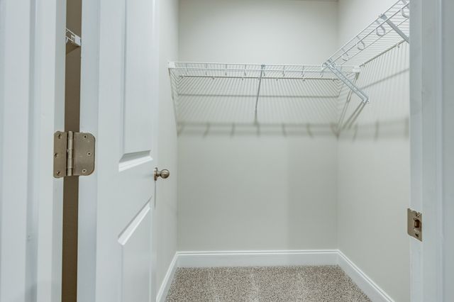 204 Douglas Bend Rd Unit 1402, Gallatin, TN 37066