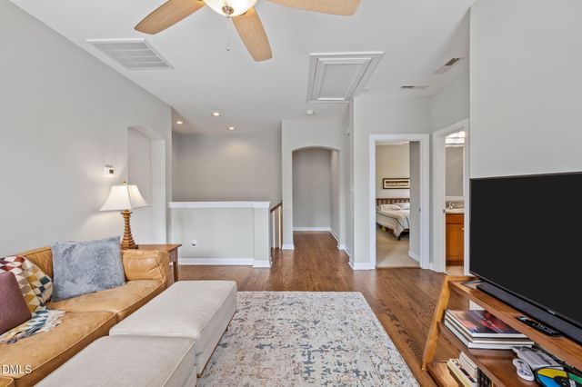 102 Legends Way, Chapel Hill, NC 27516