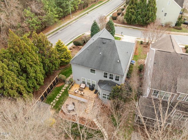 102 Legends Way, Chapel Hill, NC 27516