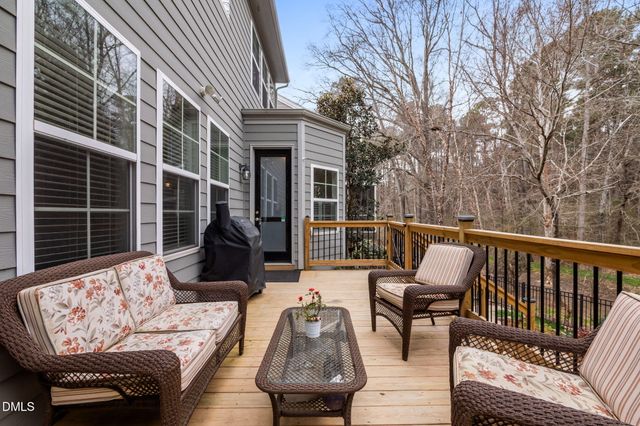 102 Legends Way, Chapel Hill, NC 27516