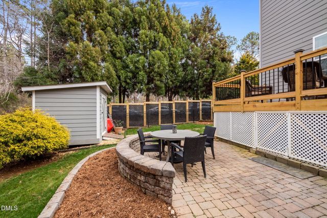 102 Legends Way, Chapel Hill, NC 27516