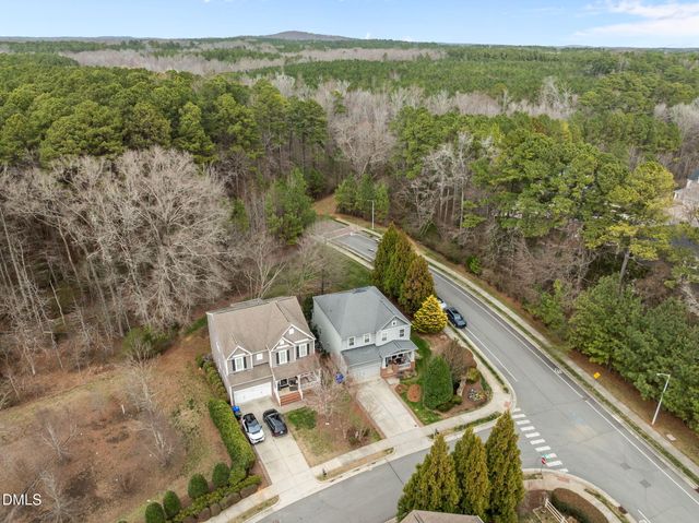 102 Legends Way, Chapel Hill, NC 27516