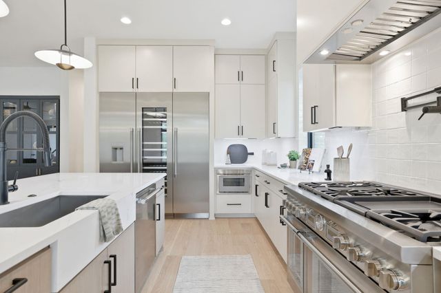 2605 Forest Bend DR, Austin, TX 78704