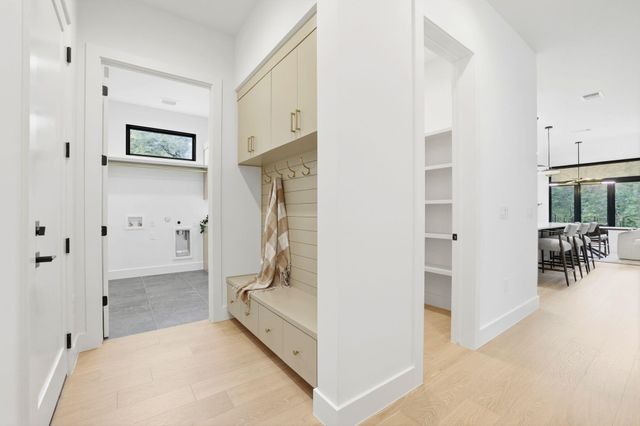 2605 Forest Bend DR, Austin, TX 78704