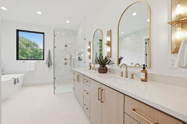 2605 Forest Bend DR, Austin, TX 78704