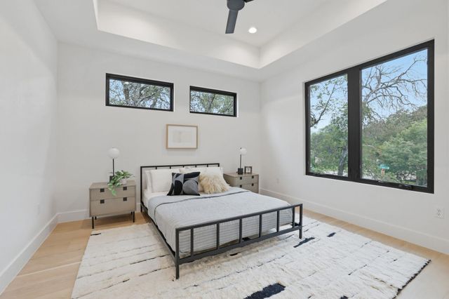 2605 Forest Bend DR, Austin, TX 78704