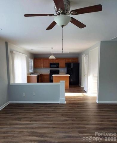 3147 Old Ironside Drive, Charlotte, NC 28213