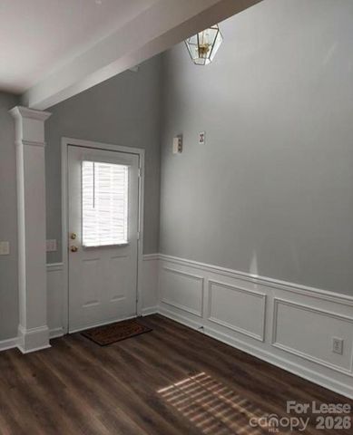 3147 Old Ironside Drive, Charlotte, NC 28213