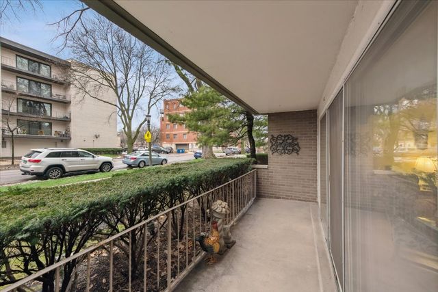 411 Ashland Avenue 1A, River Forest, IL 60305
