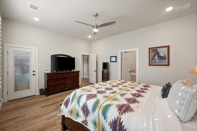 203 W Kimball Street B, Mansfield, TX 76063