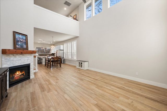 203 W Kimball Street B, Mansfield, TX 76063