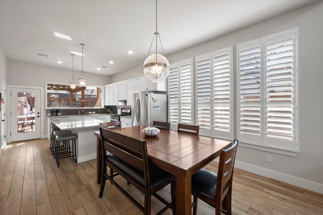 203 W Kimball Street B, Mansfield, TX 76063