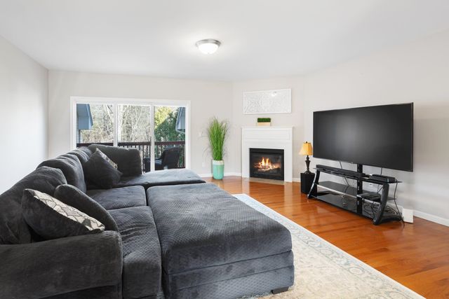 131 Court St Unit 21, Exeter, NH 03833