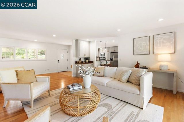 607 Rheem Blvd, Moraga, CA 94556