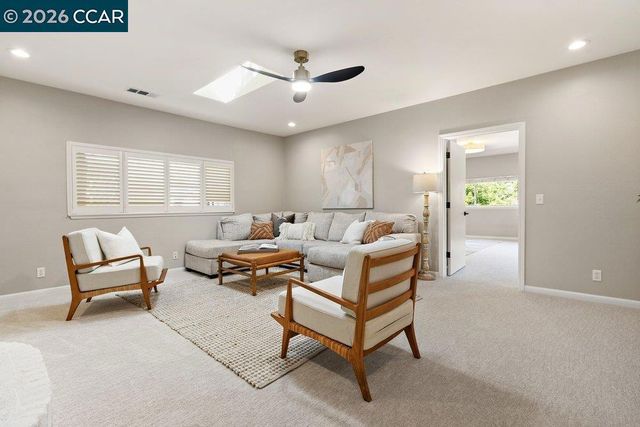 607 Rheem Blvd, Moraga, CA 94556