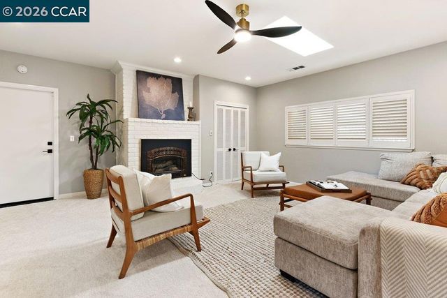 607 Rheem Blvd, Moraga, CA 94556