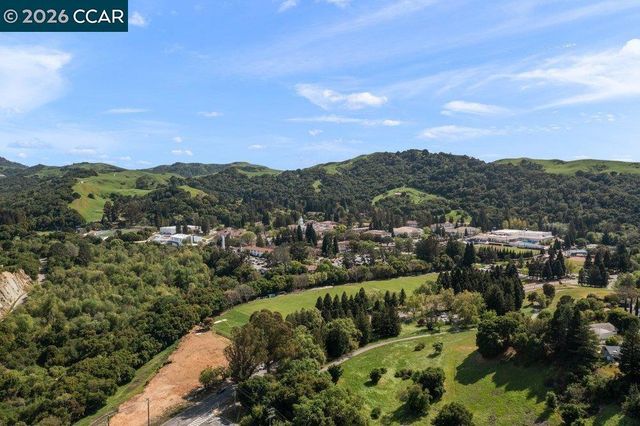 607 Rheem Blvd, Moraga, CA 94556