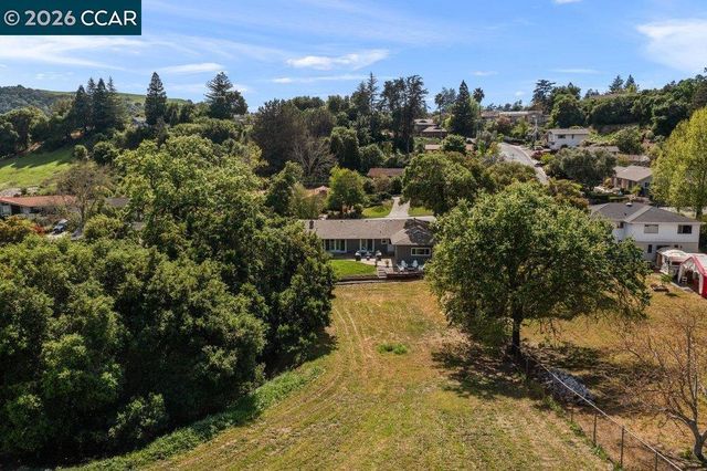 607 Rheem Blvd, Moraga, CA 94556
