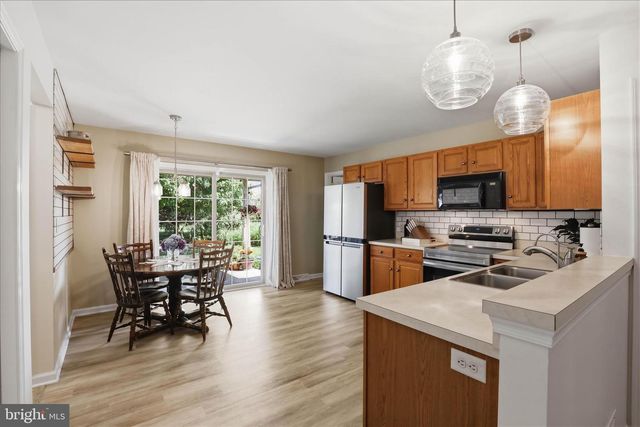 523 FOGGY BOTTOM RD, Ephrata, PA 17522