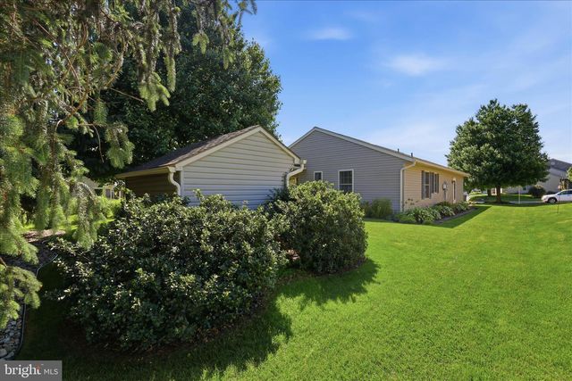 523 FOGGY BOTTOM RD, Ephrata, PA 17522