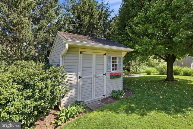 523 FOGGY BOTTOM RD, Ephrata, PA 17522
