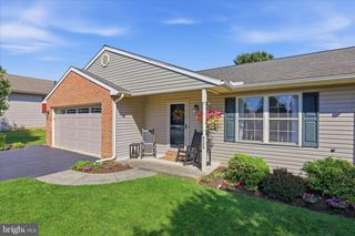 523 FOGGY BOTTOM RD, Ephrata, PA 17522