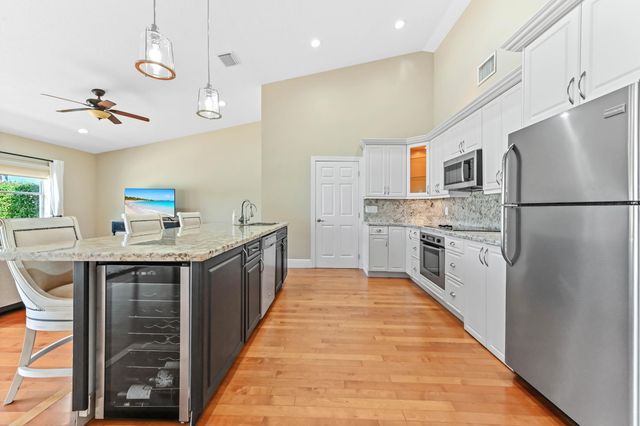 17309 Balboa Point Way, Boca Raton, FL 33487