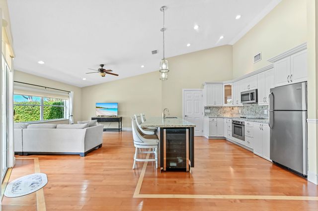 17309 Balboa Point Way, Boca Raton, FL 33487