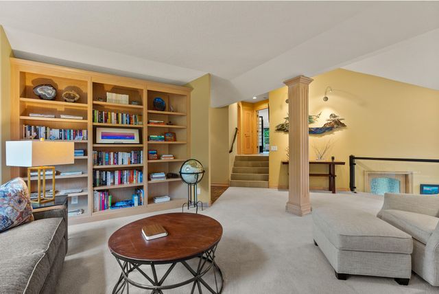 1122 NW Foxwood Place, Bend, OR 97703