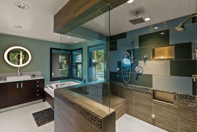 1122 NW Foxwood Place, Bend, OR 97703