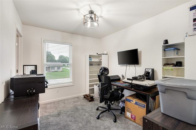 1254 Cross Drive, Austintown, OH 44515