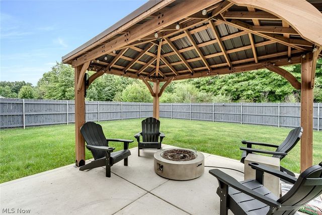 1254 Cross Drive, Austintown, OH 44515