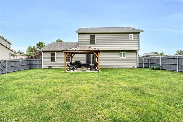 1254 Cross Drive, Austintown, OH 44515